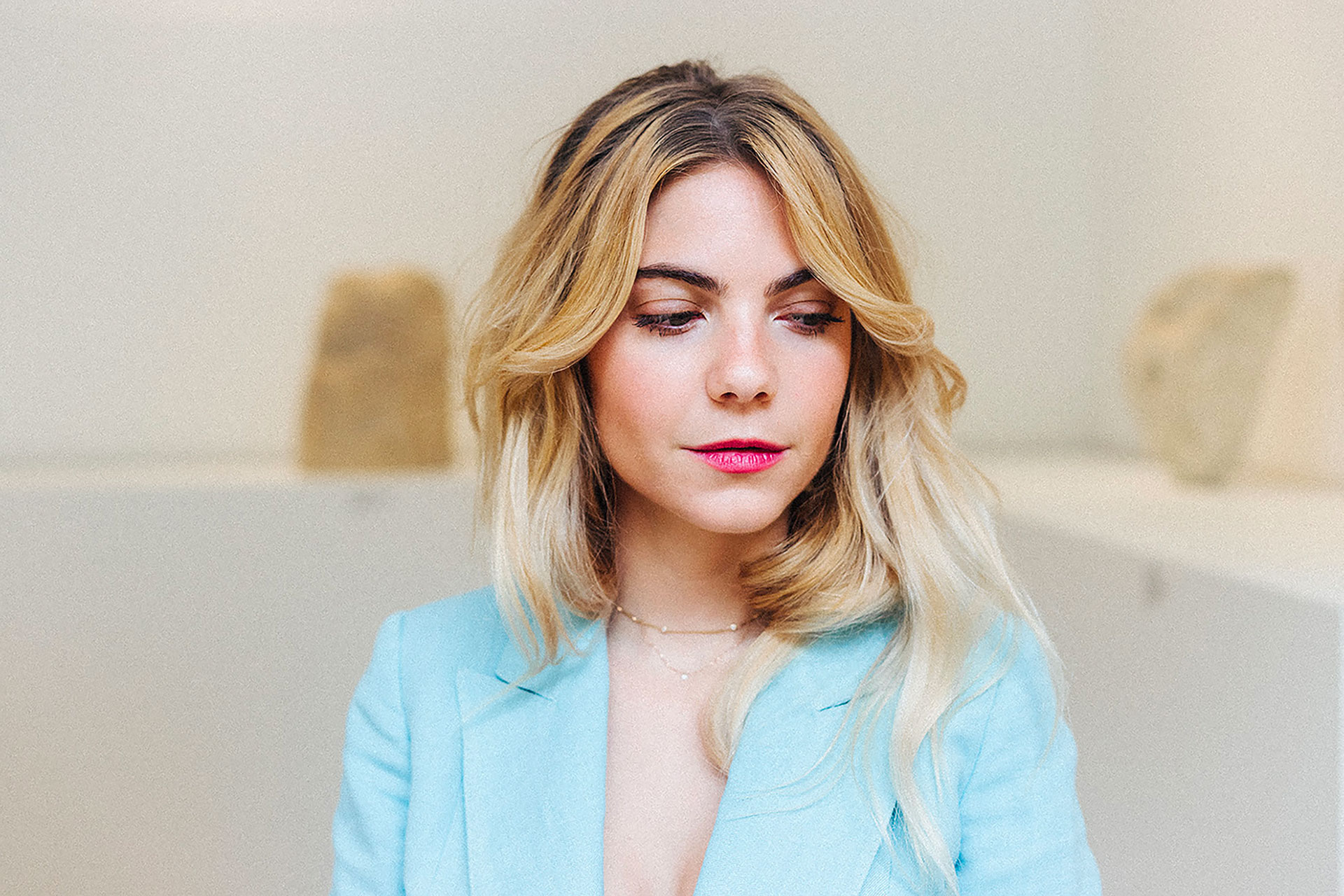 Margaux de fouchier Lucie-Sassiat,-Massimo-Dutti-V-opti